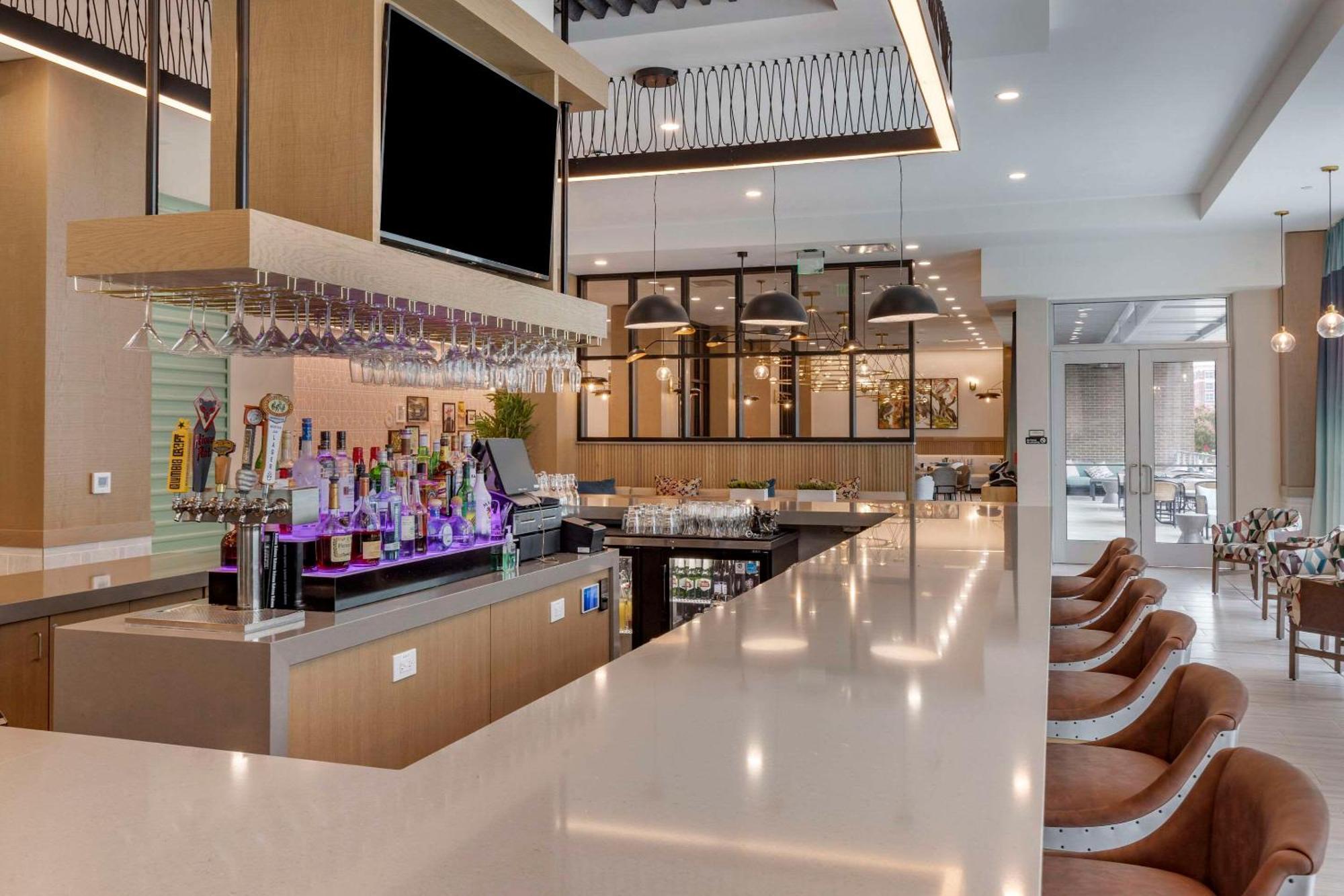 Cambria Hotel Columbia Downtown The Vista Bagian luar foto
