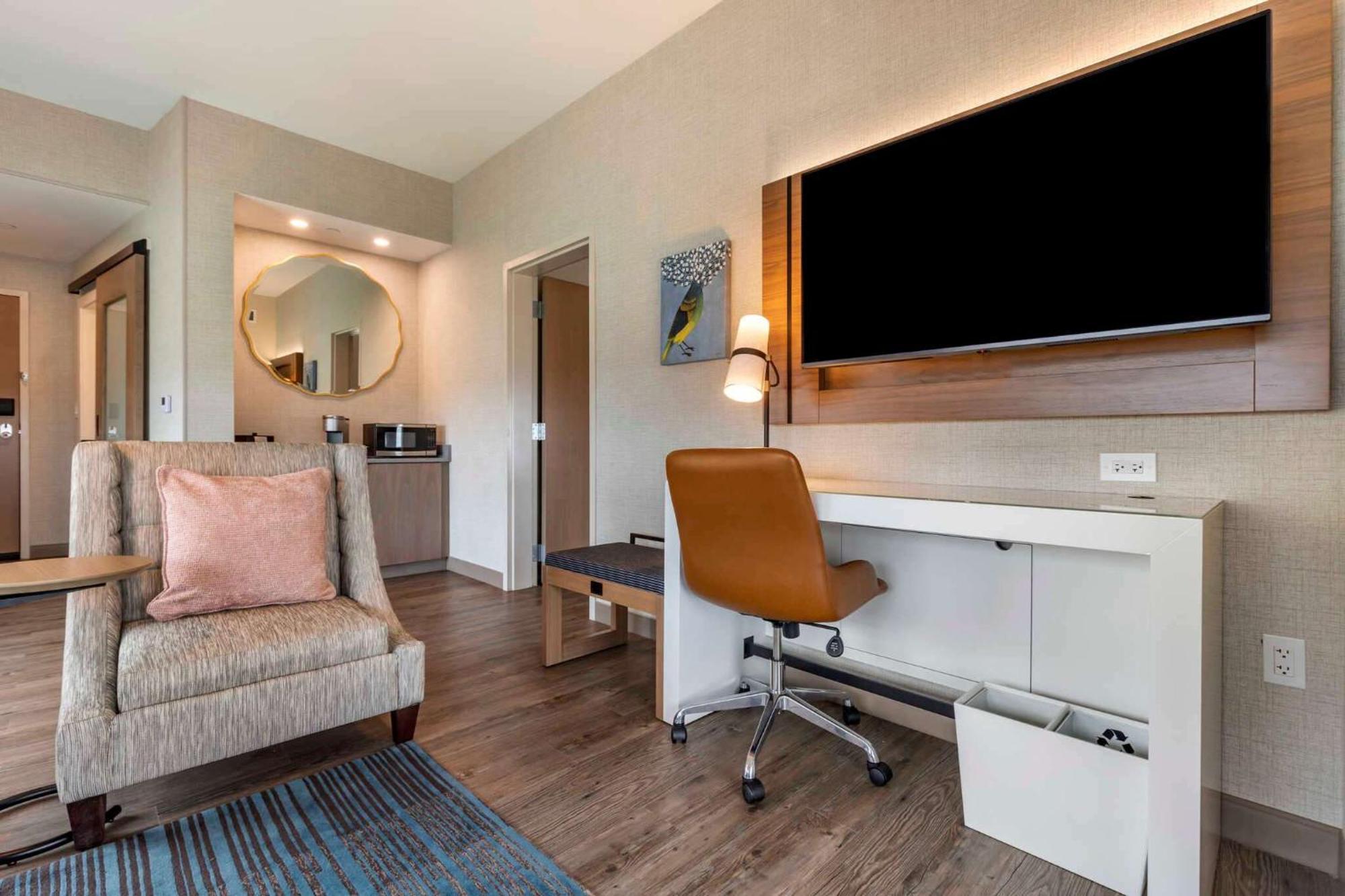 Cambria Hotel Columbia Downtown The Vista Bagian luar foto